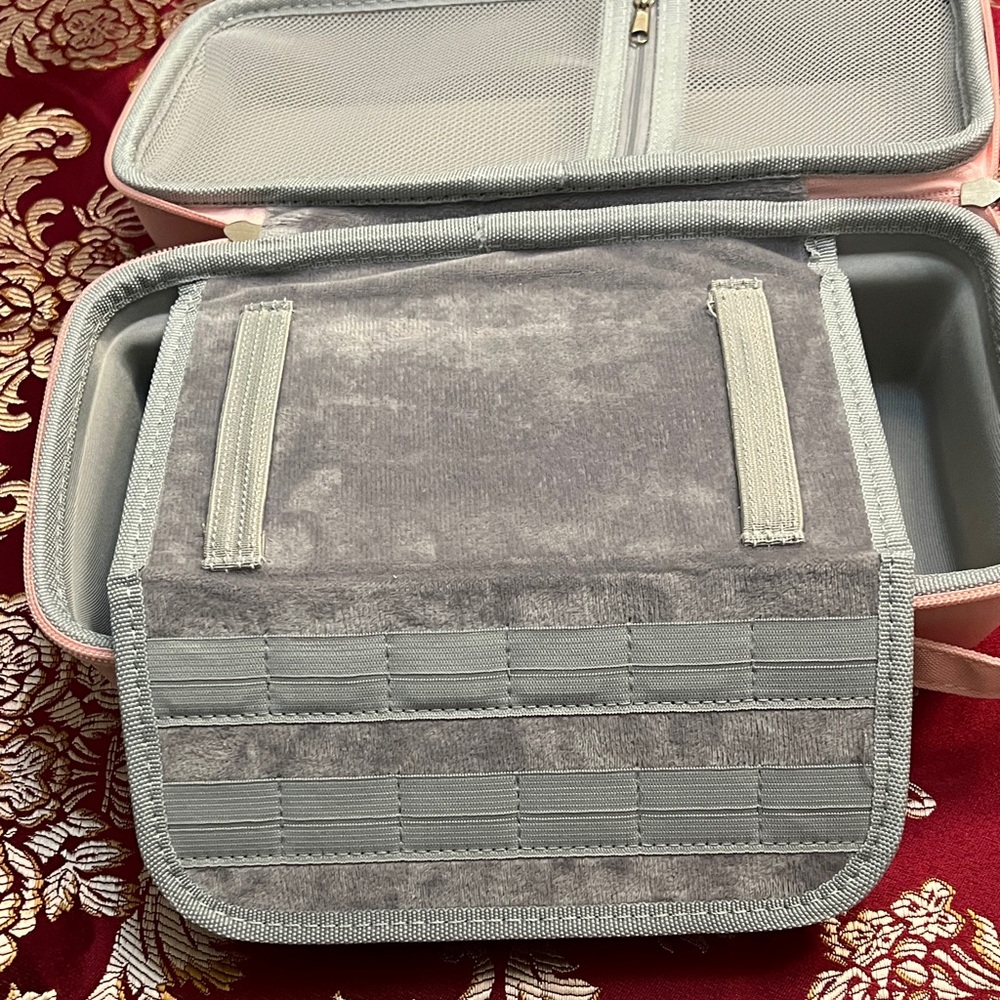 Nintendo switch hard case - Picture 4 of 8